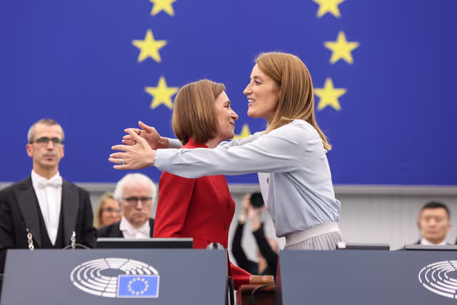 Fotografija 2: EP Plenary session - formal sitting - Address by Maia SANDU, President of the Republic of Moldova