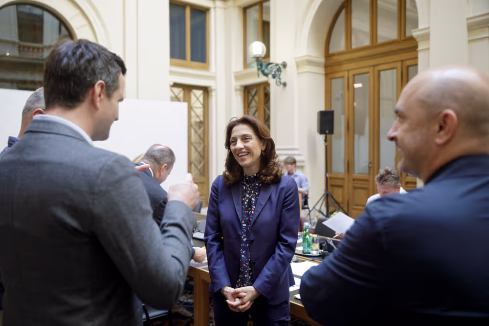 HOUS mission to Vienna