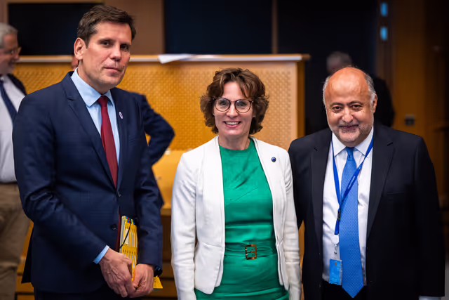 ENVI trilogue - One substance, one assessment package