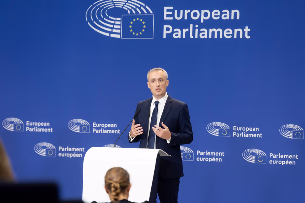 Pre-session briefing