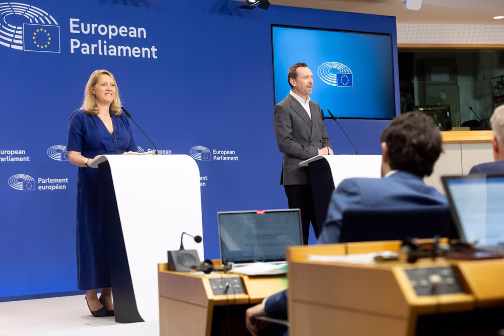 Pre-session briefing