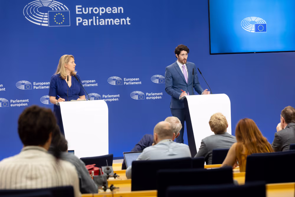 Pre-session briefing