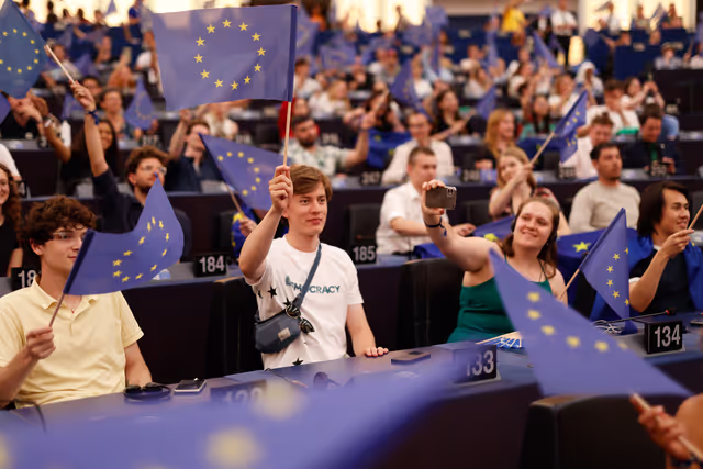 Photo 5: European Youth Event (EYE 2025) - Closing plenary session