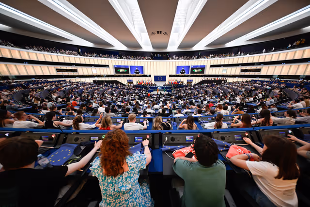 Photo 42: European Youth Event (EYE 2025) - Closing plenary session