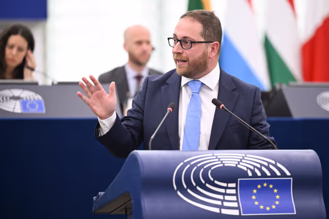 Valokuva 46: EP Plenary session - Combating the sexual abuse and sexual exploitation of children