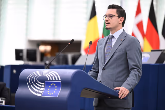 Valokuva 42: EP Plenary session - Combating the sexual abuse and sexual exploitation of children