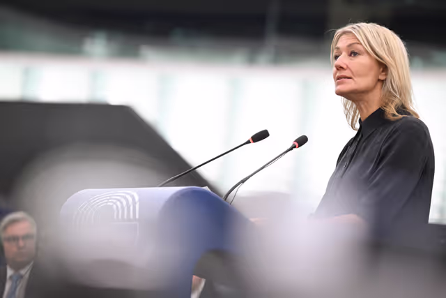 Valokuva 34: EP Plenary session - Combating the sexual abuse and sexual exploitation of children