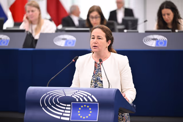 Valokuva 33: EP Plenary session - Combating the sexual abuse and sexual exploitation of children