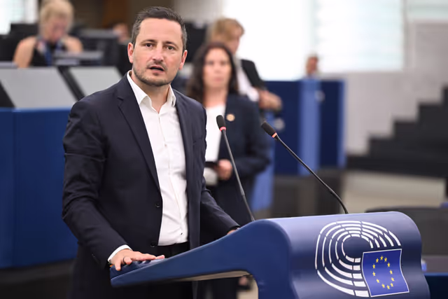 Valokuva 30: EP Plenary session - Combating the sexual abuse and sexual exploitation of children