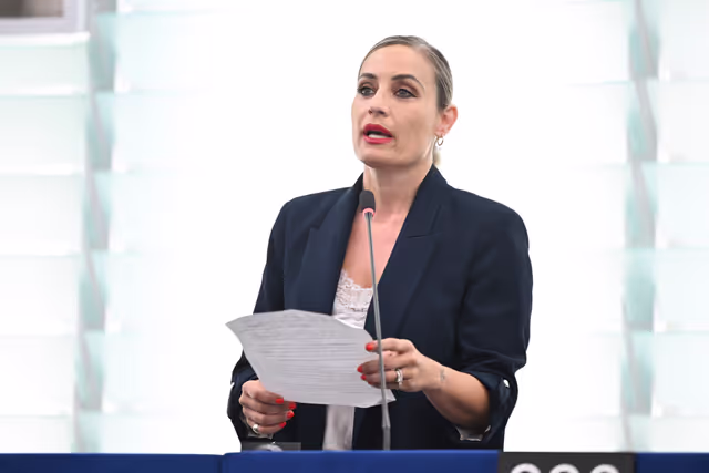 Valokuva 10: EP Plenary session - Combating the sexual abuse and sexual exploitation of children