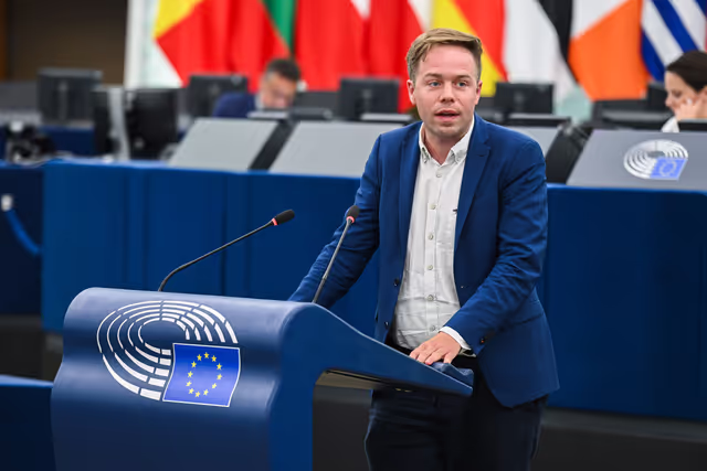 Fotografi 50: EP Plenary session - Implementation report on the Recovery and Resilience Facility