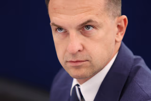 Foto 50: EP Plenary session - Latest developments on the revision of the air passenger rights and airline liability regulations