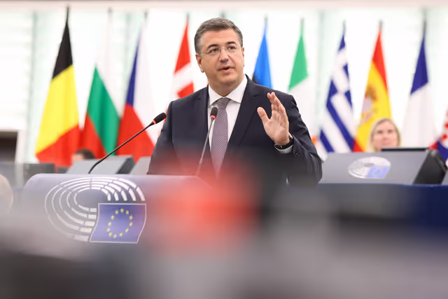 Foto 44: EP Plenary session - Latest developments on the revision of the air passenger rights and airline liability regulations