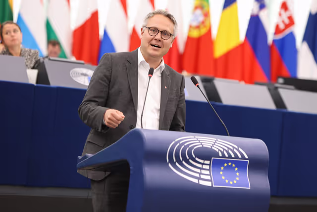 Foto 30: EP Plenary session - Latest developments on the revision of the air passenger rights and airline liability regulations