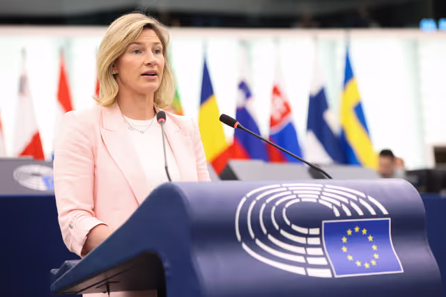 Foto 24: EP Plenary session - Latest developments on the revision of the air passenger rights and airline liability regulations