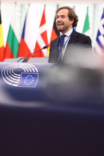 Foto 21: EP Plenary session - Latest developments on the revision of the air passenger rights and airline liability regulations