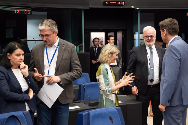 Fotografija 14: SANT trilogue on the Pharma package