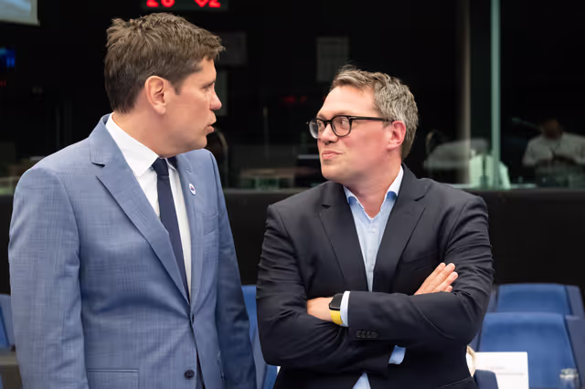 Fotografija 9: SANT trilogue on the Pharma package