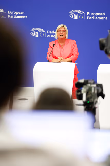 Fotografia 2: Press briefing Patriots for Europe