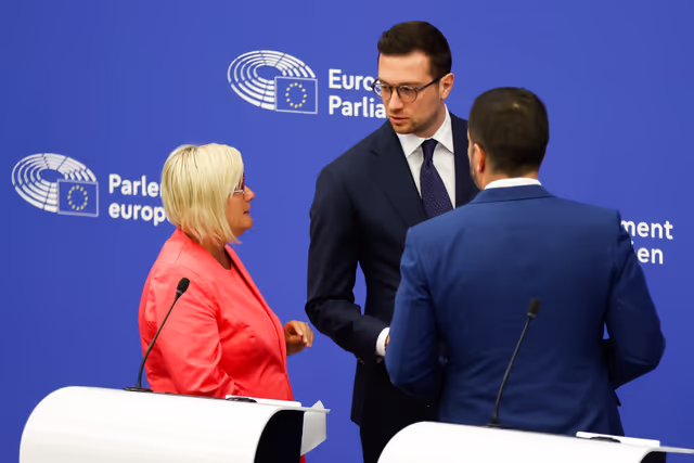 Fotografia 1: Press briefing Patriots for Europe