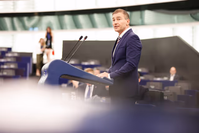 Foto 7: EP Plenary session - Safeguarding the rule of law in Spain, ensuring an independent and autonomous prosecutor`s office to fight crime and corruption