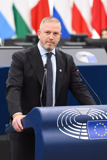 Fotagrafa 3: EP Plenary session - Electricity grids: the backbone of the EU energy system