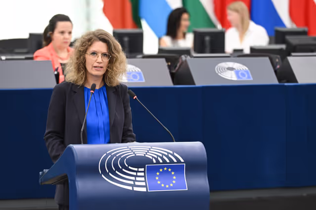 Fotografi 33: EP Plenary session - Electricity grids: the backbone of the EU energy system