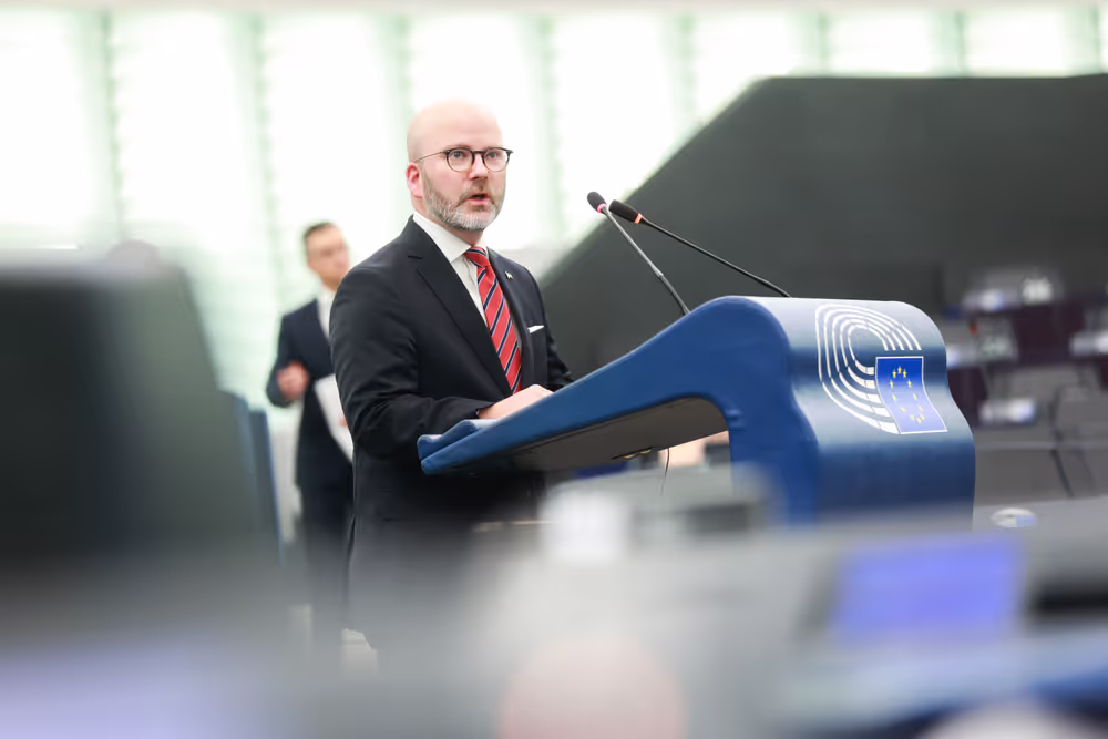 EP Plenary session - Institutional and political implications of the EU enlargement process and global challenges