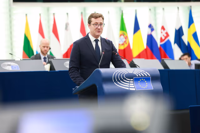 Fotografija 43: EP Plenary session - Institutional and political implications of the EU enlargement process and global challenges