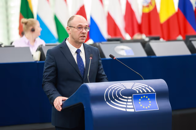 Fotografija 10: EP Plenary session - Institutional and political implications of the EU enlargement process and global challenges