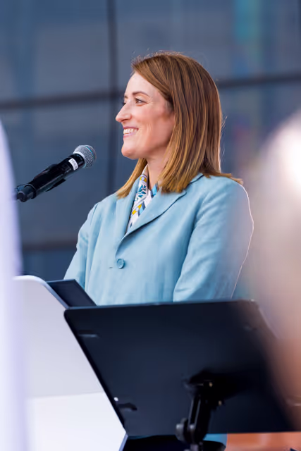 Fotografija 10: Roberta METSOLA, EP President, official visit to Warsaw and Lodz (Poland) - Speech at the Grand European Picnic & Public Performance of the ‘Ode de Joy’