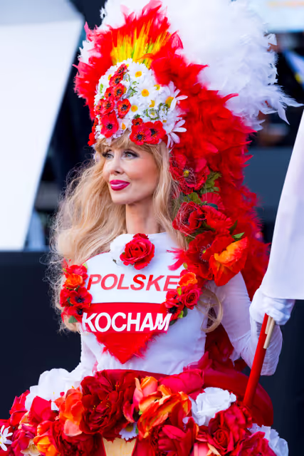 Fotografija 7: Roberta METSOLA, EP President, official visit to Warsaw and Lodz (Poland) - Speech at the Grand European Picnic & Public Performance of the ‘Ode de Joy’