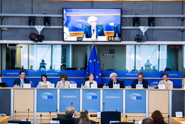 Foto 15: ECON - Monetary Dialogue with Christine Lagarde, President of the European Central Bank