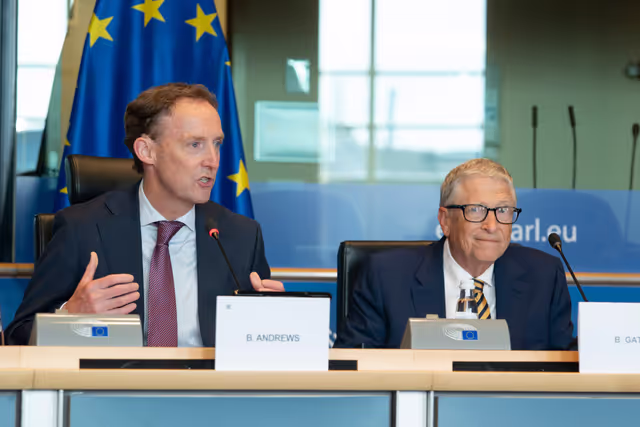 Foto 45: DEVE Extraordinary meeting - Exchange of views with Bill GATES, Chair of the Gates Foundation