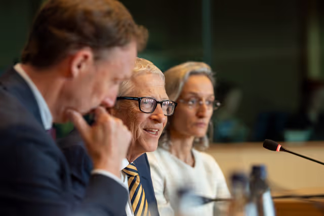 Foto 38: DEVE Extraordinary meeting - Exchange of views with Bill GATES, Chair of the Gates Foundation