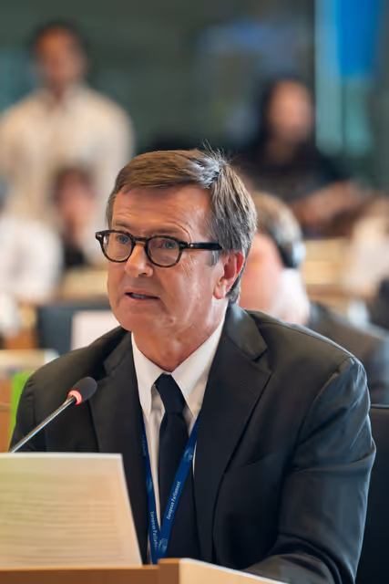 Foto 33: DEVE Extraordinary meeting - Exchange of views with Bill GATES, Chair of the Gates Foundation