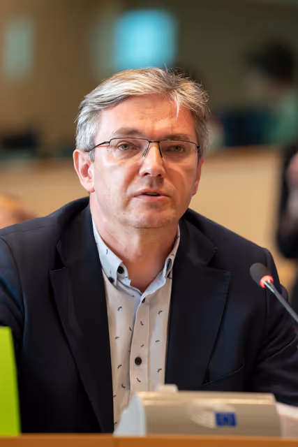 Foto 30: DEVE Extraordinary meeting - Exchange of views with Bill GATES, Chair of the Gates Foundation