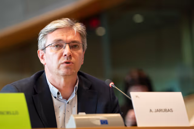 Foto 29: DEVE Extraordinary meeting - Exchange of views with Bill GATES, Chair of the Gates Foundation