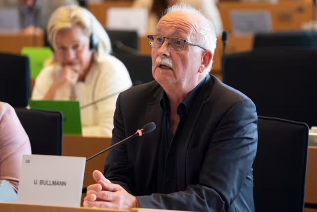 Foto 24: DEVE Extraordinary meeting - Exchange of views with Bill GATES, Chair of the Gates Foundation