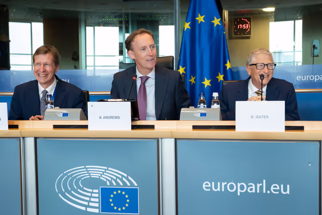 Foto 48: DEVE Extraordinary meeting - Exchange of views with Bill GATES, Chair of the Gates Foundation