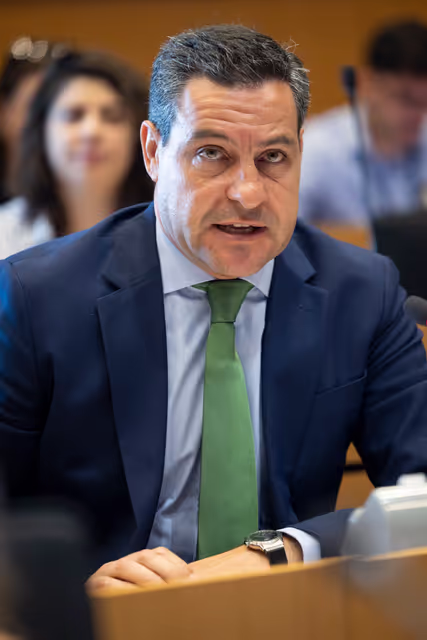 Fotografie 11: Europe's Demographic Crossroads - Exchange of views with Commissioner Dubraska SUICA