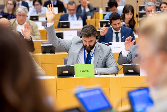 Fotagrafa 24: TRAN vote on two legislations that seek to reinforce passenger rights