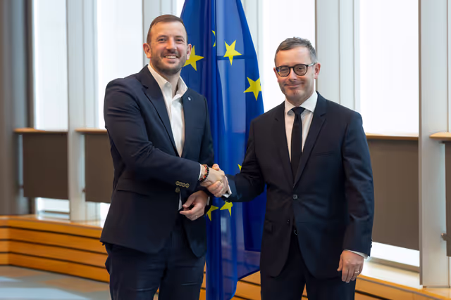 Photo 3 : Danish Presidency Ambassador Soren JACOBSEN  meets with TRAN Chair Virginijus SINKEVICIUS