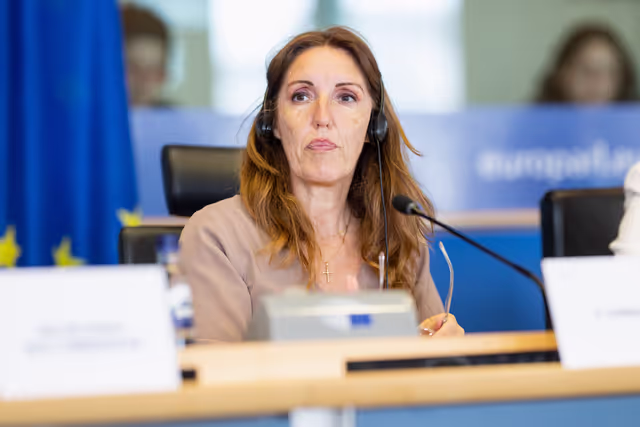 Fotografi 26: ITRE - Exchange of views with Ekaterina Zaharieva, Commissioner for startups, Research and Innovation, on the EU startup and scale up strategy