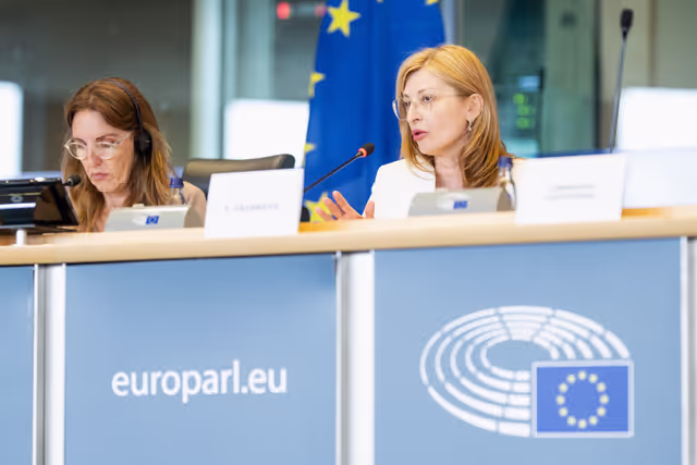 Fotografi 14: ITRE - Exchange of views with Ekaterina Zaharieva, Commissioner for startups, Research and Innovation, on the EU startup and scale up strategy