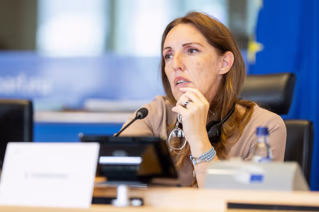Fotografi 8: ITRE - Exchange of views with Ekaterina Zaharieva, Commissioner for startups, Research and Innovation, on the EU startup and scale up strategy