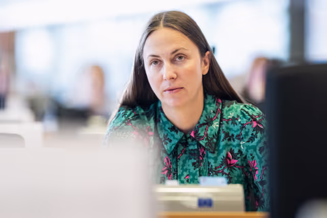 Fotografi 6: ITRE - Exchange of views with Ekaterina Zaharieva, Commissioner for startups, Research and Innovation, on the EU startup and scale up strategy