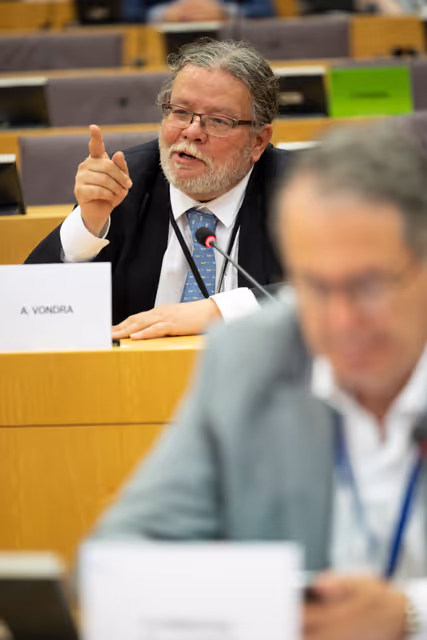 Fotografia 15: SEDE - Exchange of views with Admiral Giuseppe Cavo Dragone, Chair of the NATO Military Committee