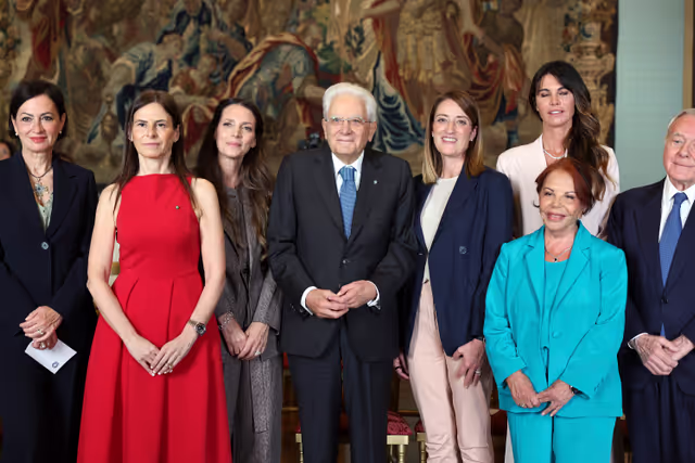 Photo 2: Official visit by Roberta METSOLA, EP President to Rome (Italy) - Meeting with Sergio MATTARELLA, President of Italy