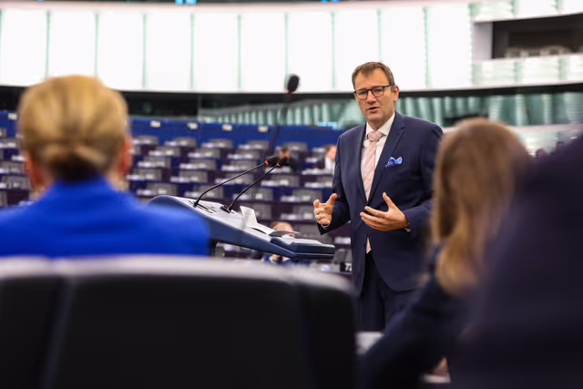Foto 50: EP Plenary session -  Presentation of the programme of activities of the Danish Presidency